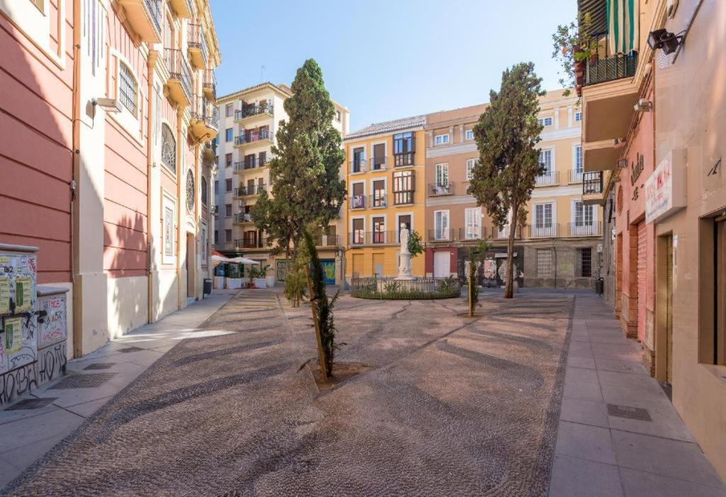 Family Scandinavia City Center & Near The Beach Malaga Bagian luar foto